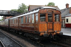 Carriage 43909 - Filming at the Bluebell Railway